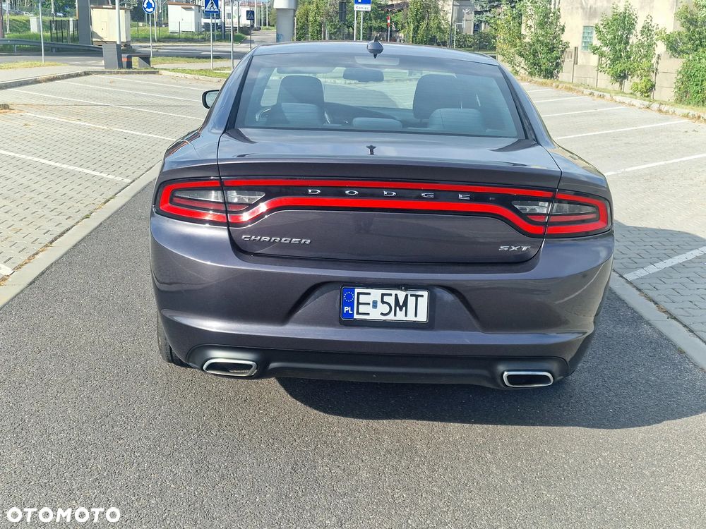 Dodge Charger 3.6 GT - 5