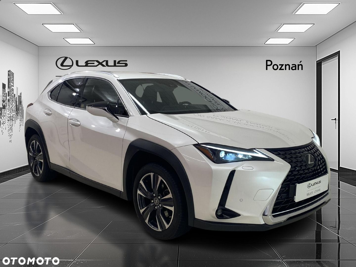 Lexus UX - 8