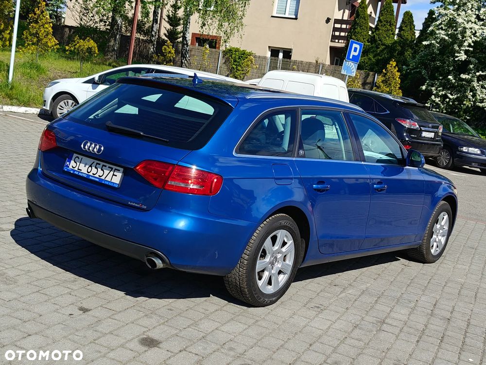 Audi A4 Avant 2.0 TFSI Attraction - 13