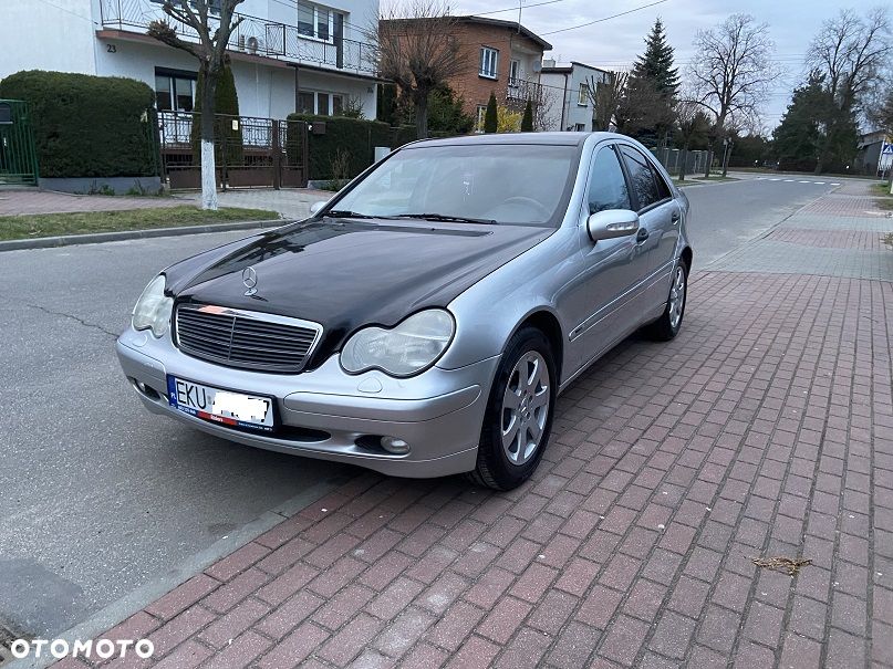 Mercedes-Benz Klasa C 200 T CDI Classic - 4
