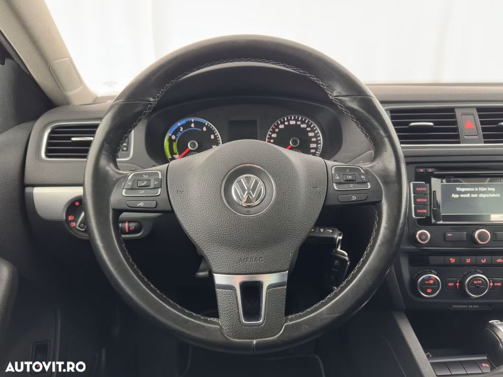 Volkswagen Jetta 1.4 DSG Comfortline - 8