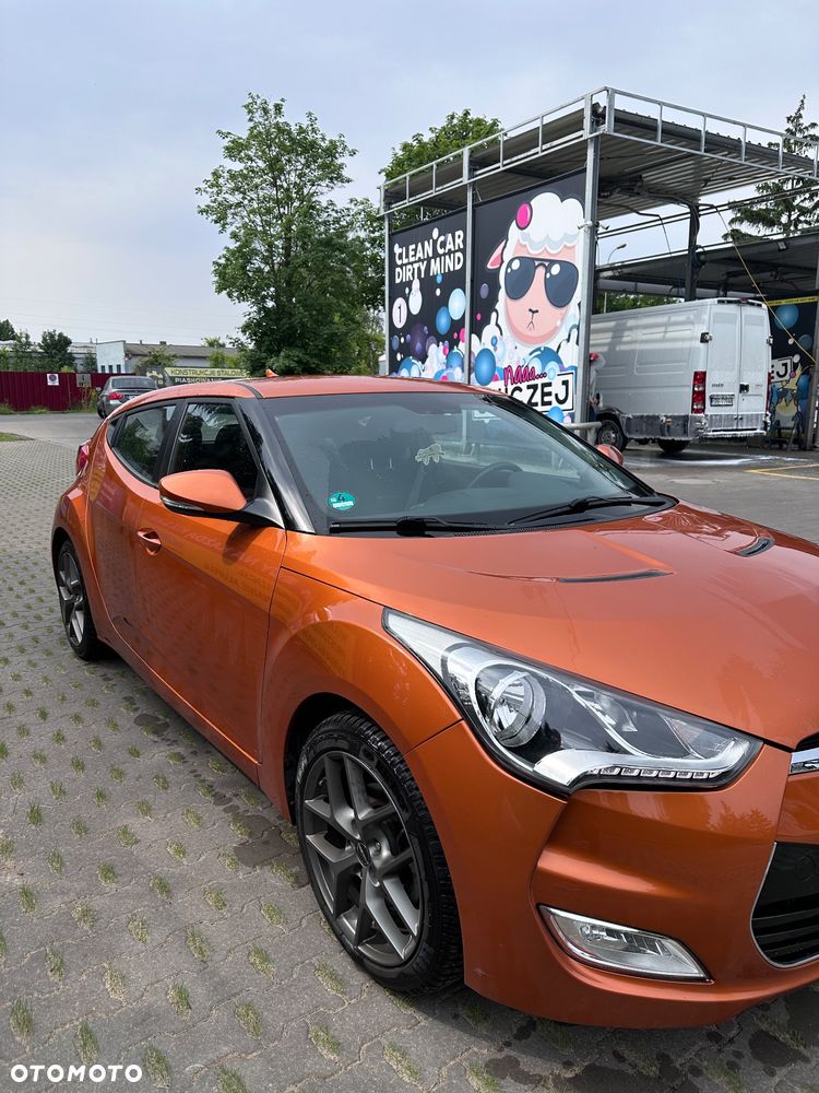Hyundai Veloster