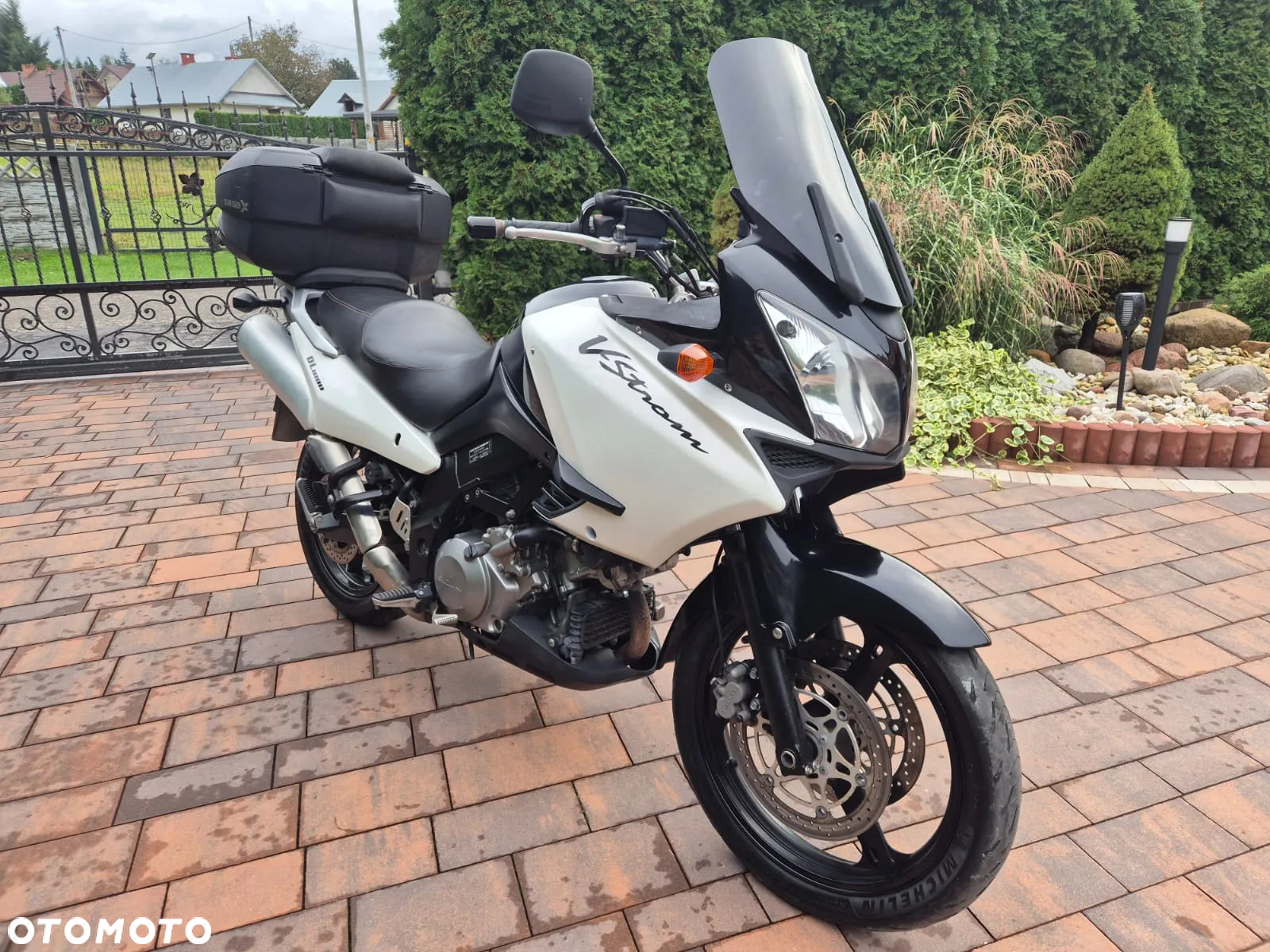 Suzuki V-STROM - 6