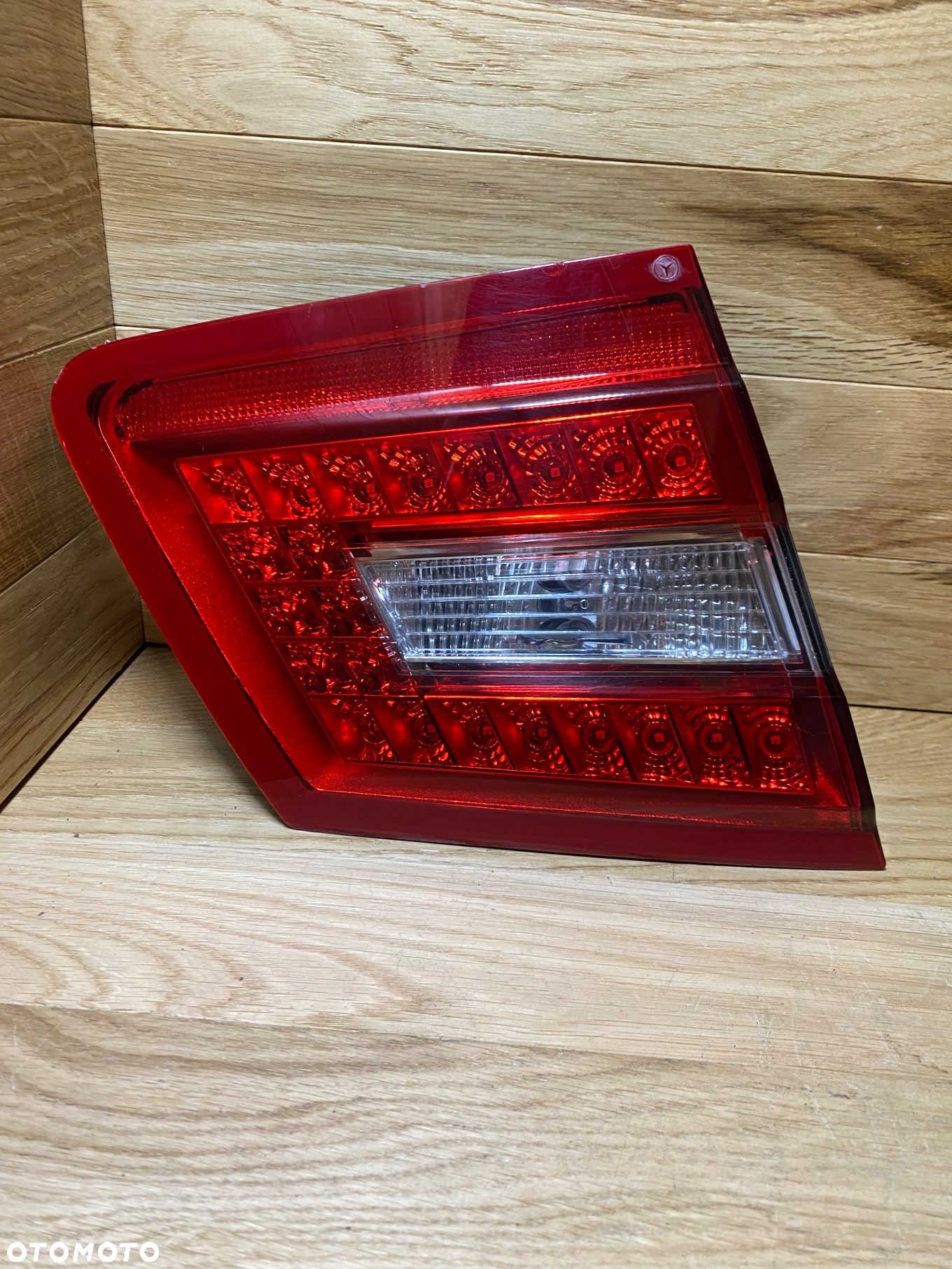 LAMPA LEWA TYLNA TYŁ KLAPY LED MERCEDES W212 KOMBI A055364 - 2