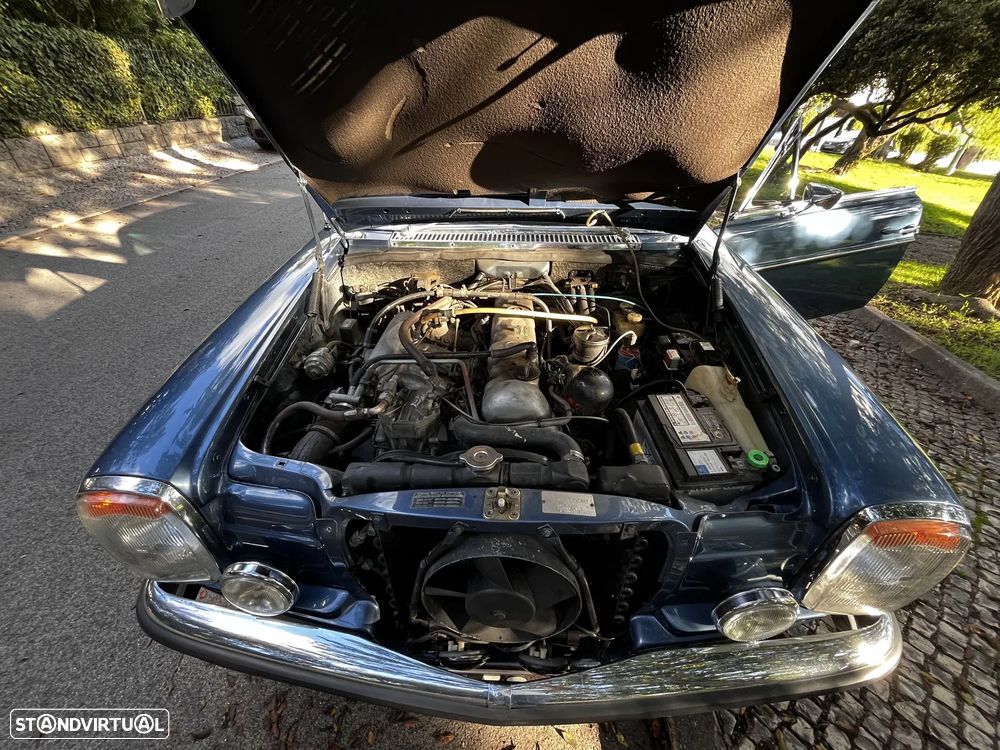 Mercedes-Benz W114/W115 (1968-1974) - 17