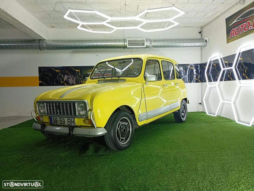 Renault 4 - 5