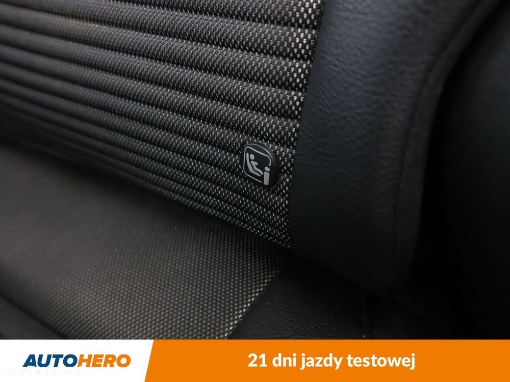 Jeep Compass - 38