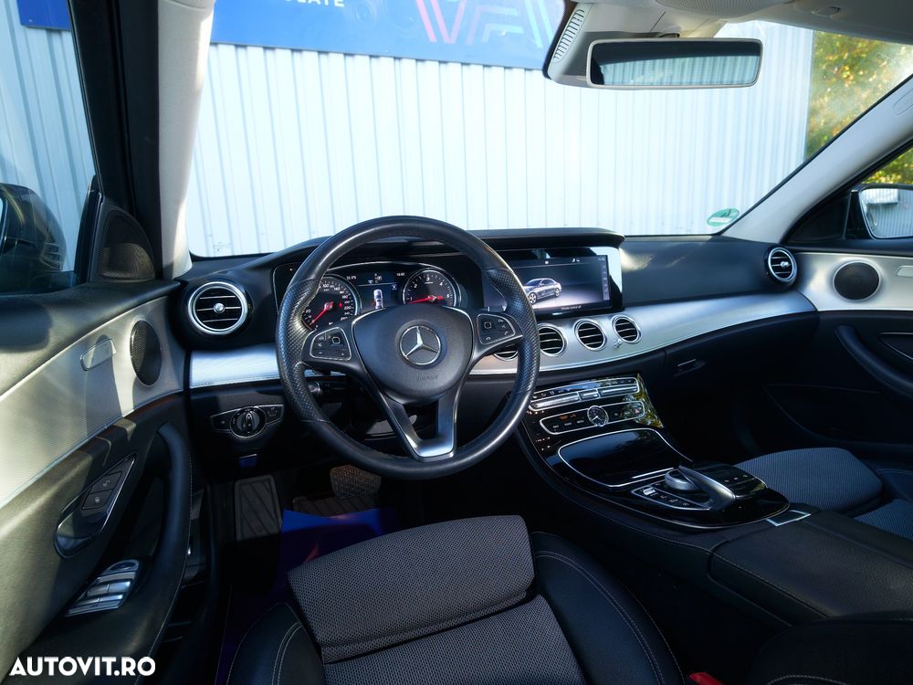 Mercedes-Benz E 220 d 9G-TRONIC Exclusive - 6