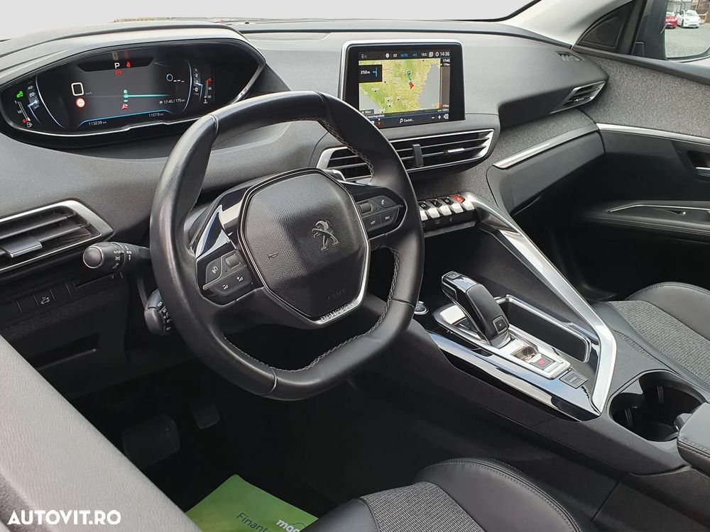 Peugeot 3008 1.2 PureTech Turbo S&S EAT8 Allure - 9