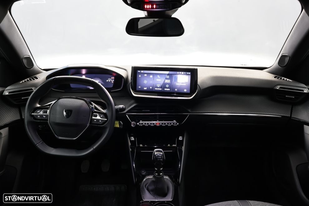 Peugeot 2008 1.2 PureTech Allure - 17