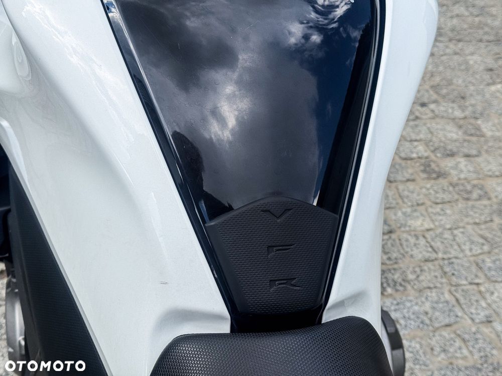 Honda VFR - 39