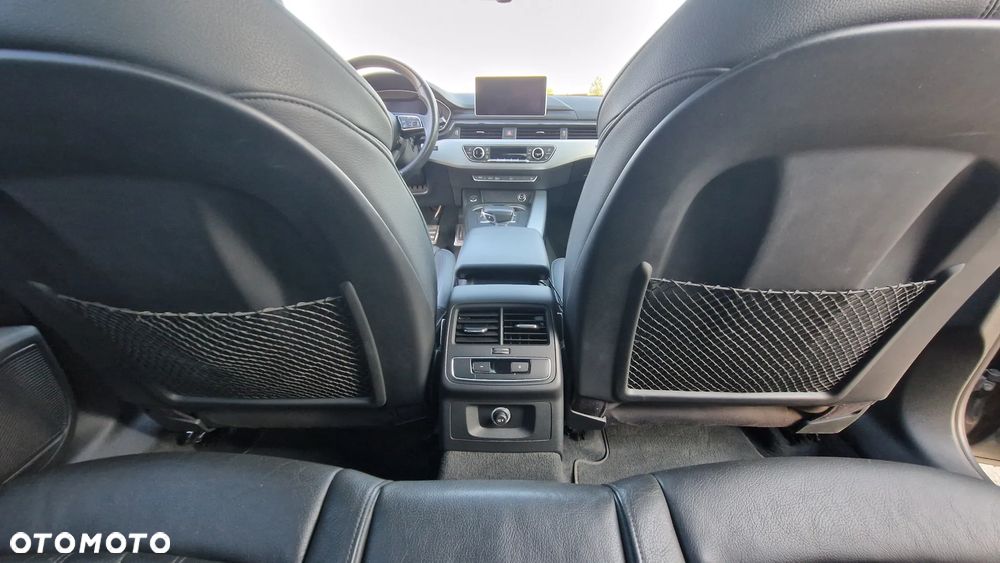 Audi A4 Limousine - 28