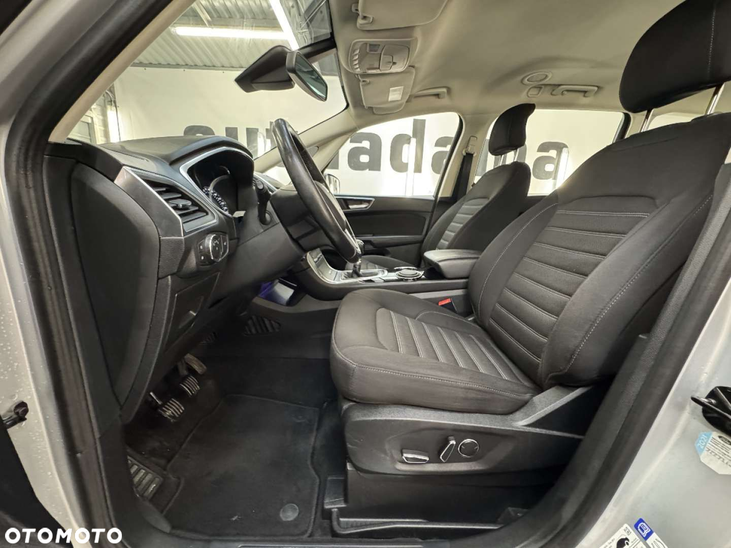 Ford Galaxy - 20