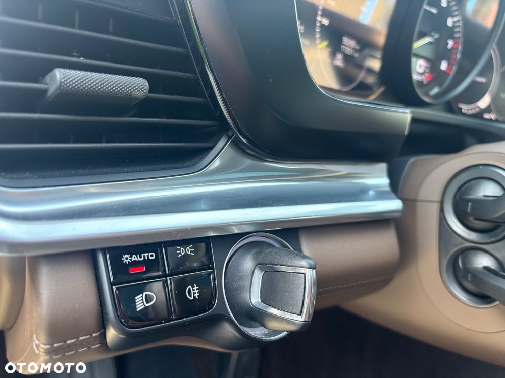 Porsche Panamera 4 Sport Turismo - 31