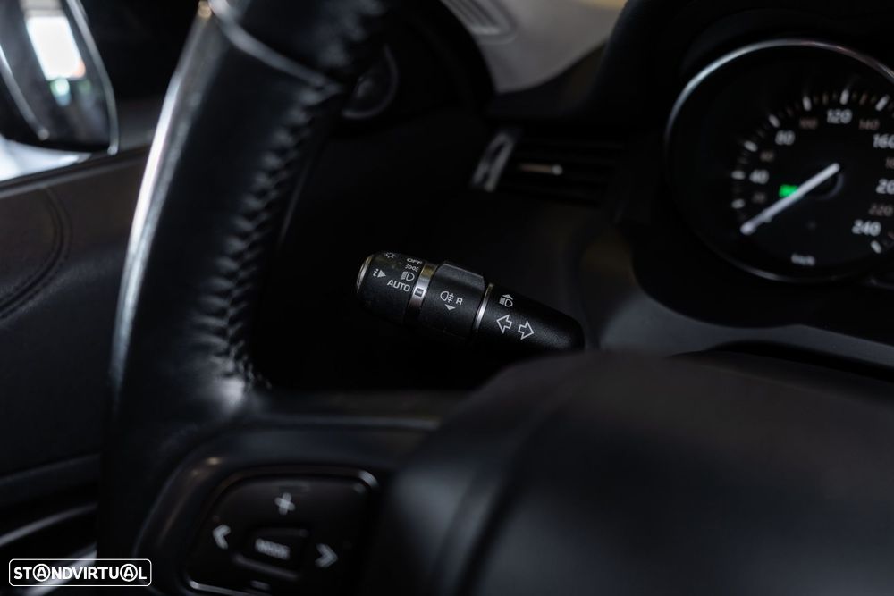 Land Rover Range Rover Evoque 2.0 eD4 SE Dynamic - 38
