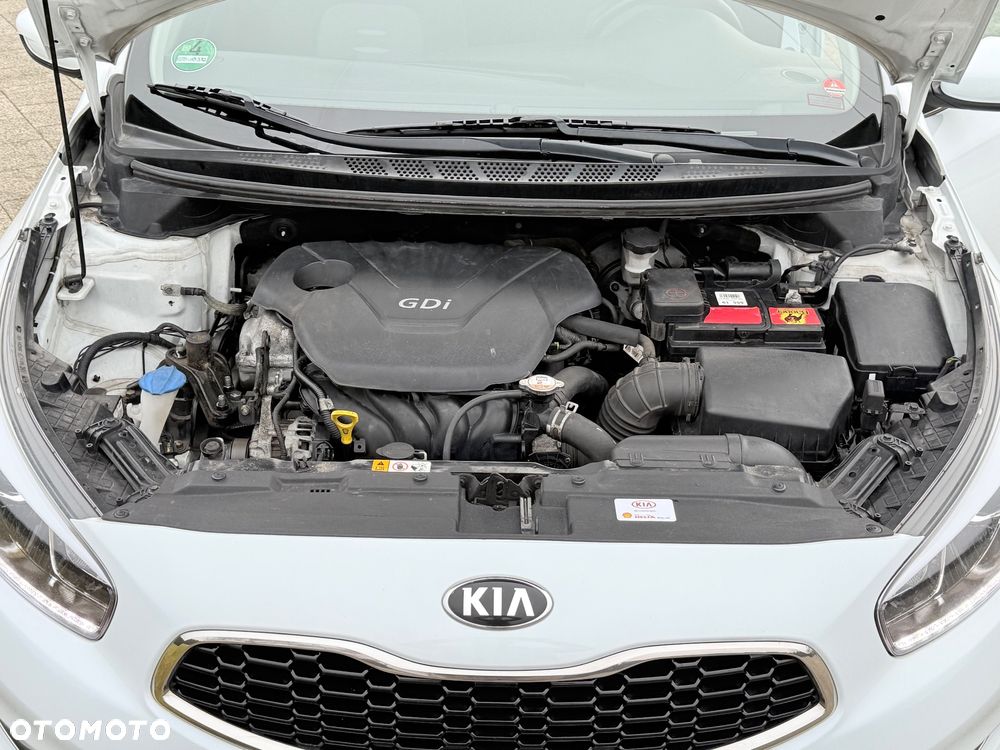 Kia Ceed 1.6 GDI Fifa World Cup Edition - 31