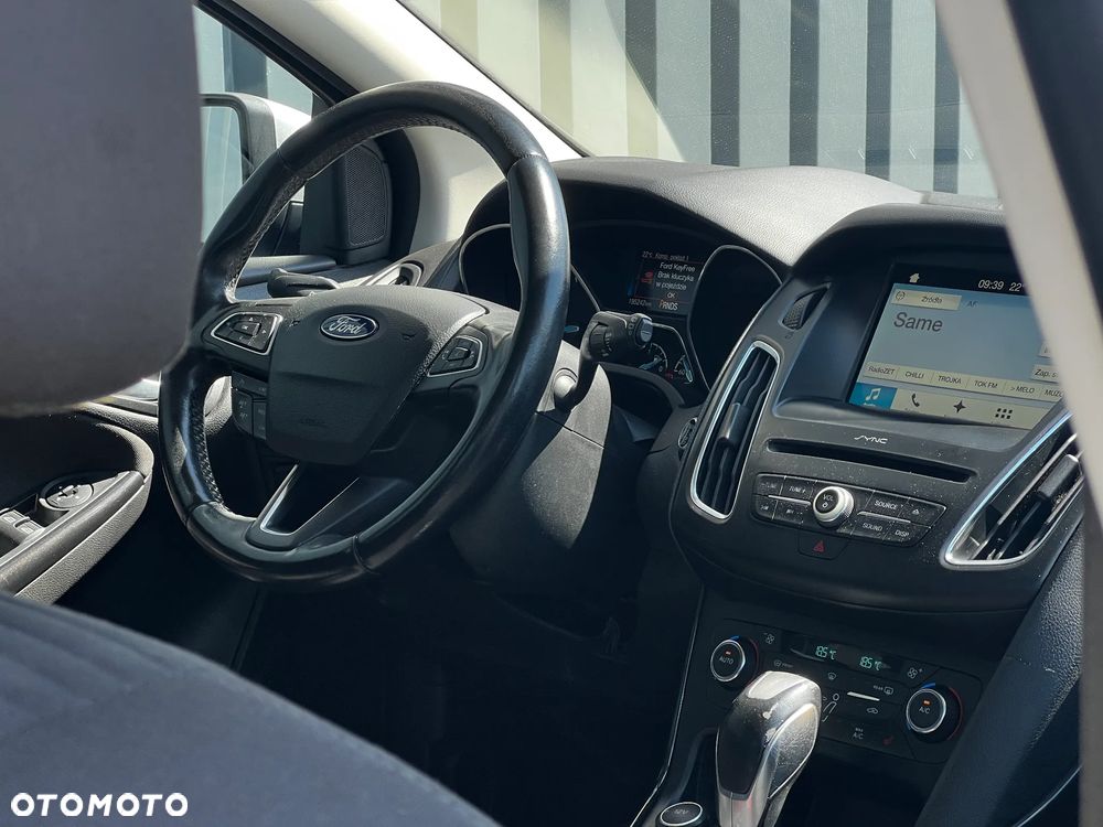 Ford Focus 1.5 TDCi Titanium PowerShift - 17