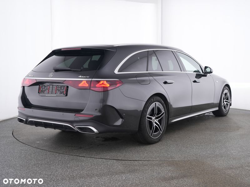 Mercedes-Benz Klasa E 300 de PHEV 4-Matic AMG 9G-Tronic - 2