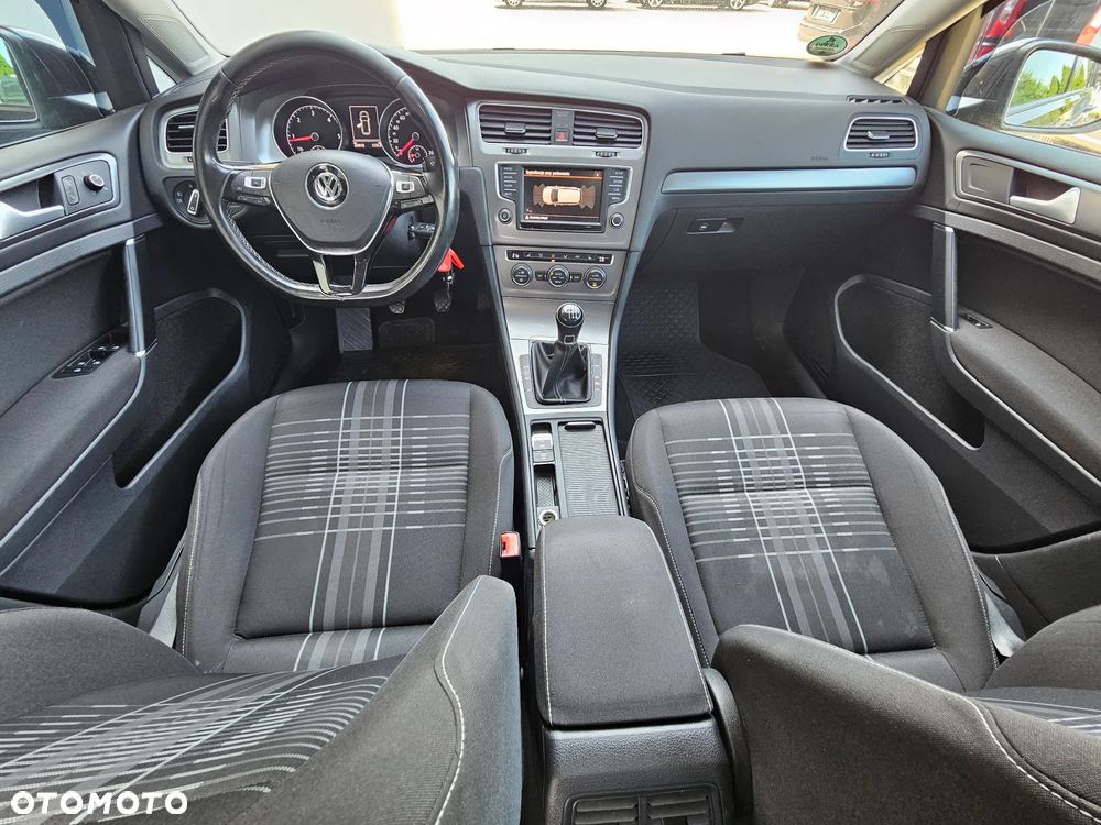 Volkswagen Golf 2.0 TDI BlueMotion Technology Lounge - 27