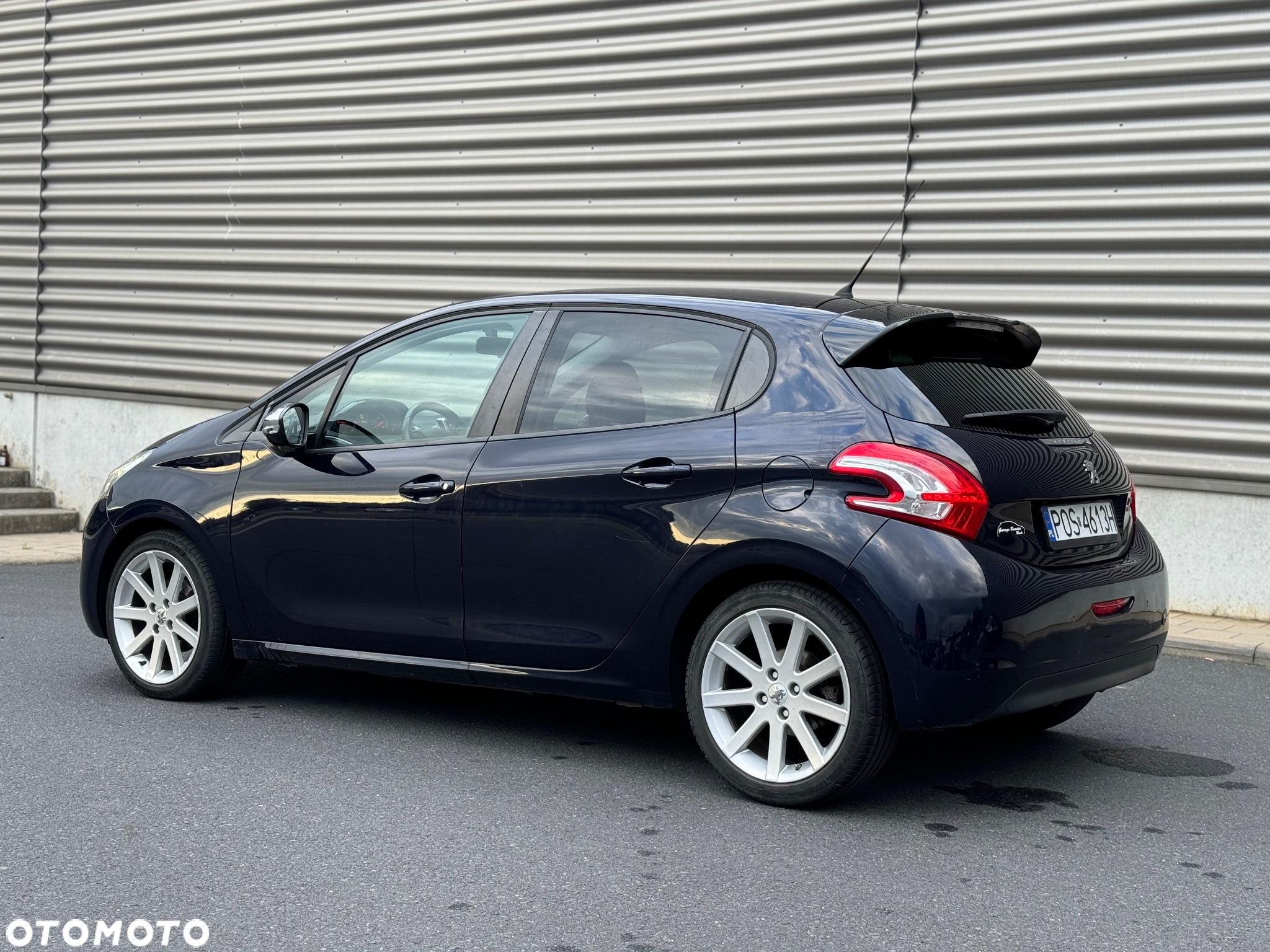 Peugeot 208 1.6 e-HDi Active STT - 17