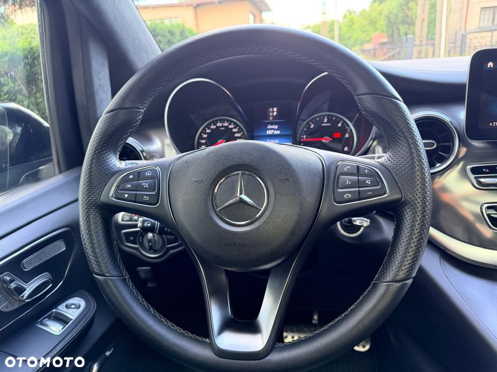 Mercedes-Benz Klasa V 300 d 4-Matic Exclusive 9G-Tronic (d³ugi) - 12