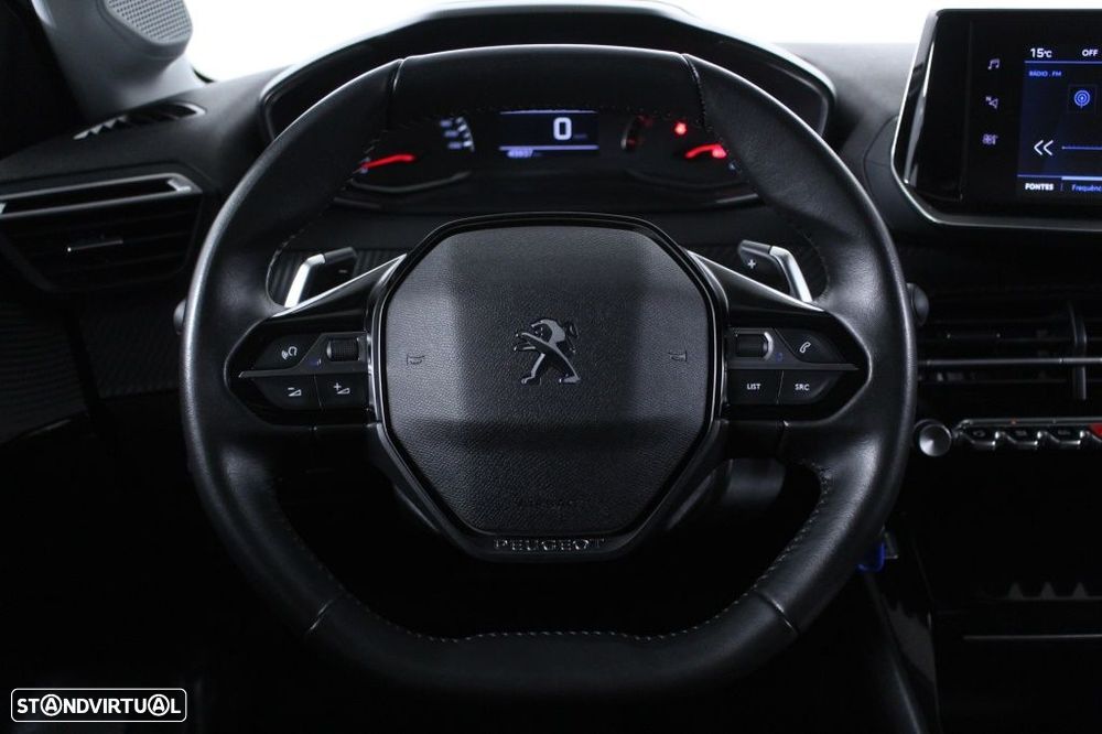 Peugeot 208 1.2 PureTech Allure EAT8 - 19