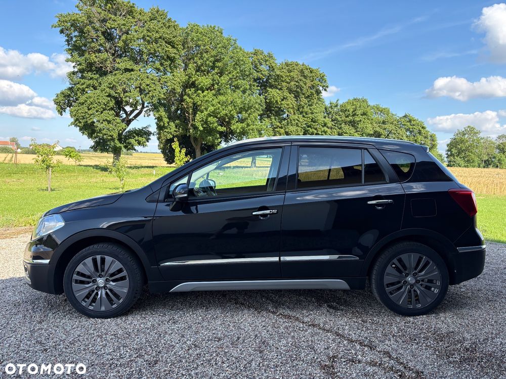 Suzuki SX4 1.6 Comfort Plus - 12