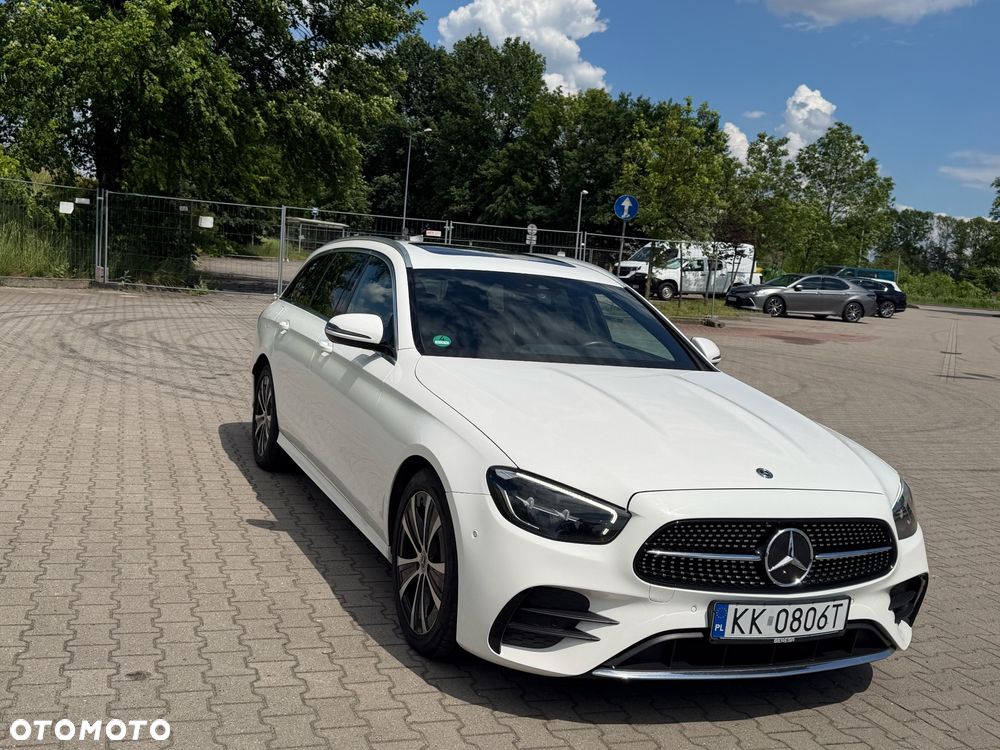 Mercedes-Benz Klasa E 220 d 4-Matic - 4