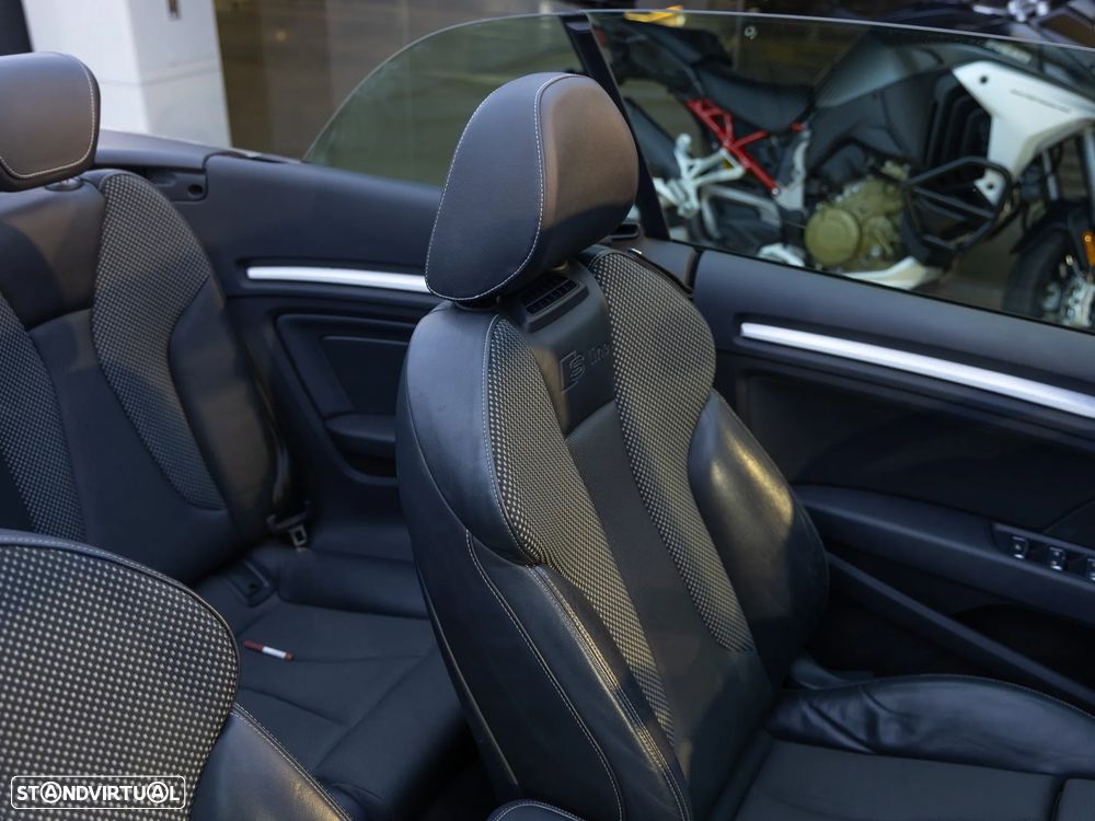 Audi A3 Cabrio 2.0 TDi S-line S tronic - 6