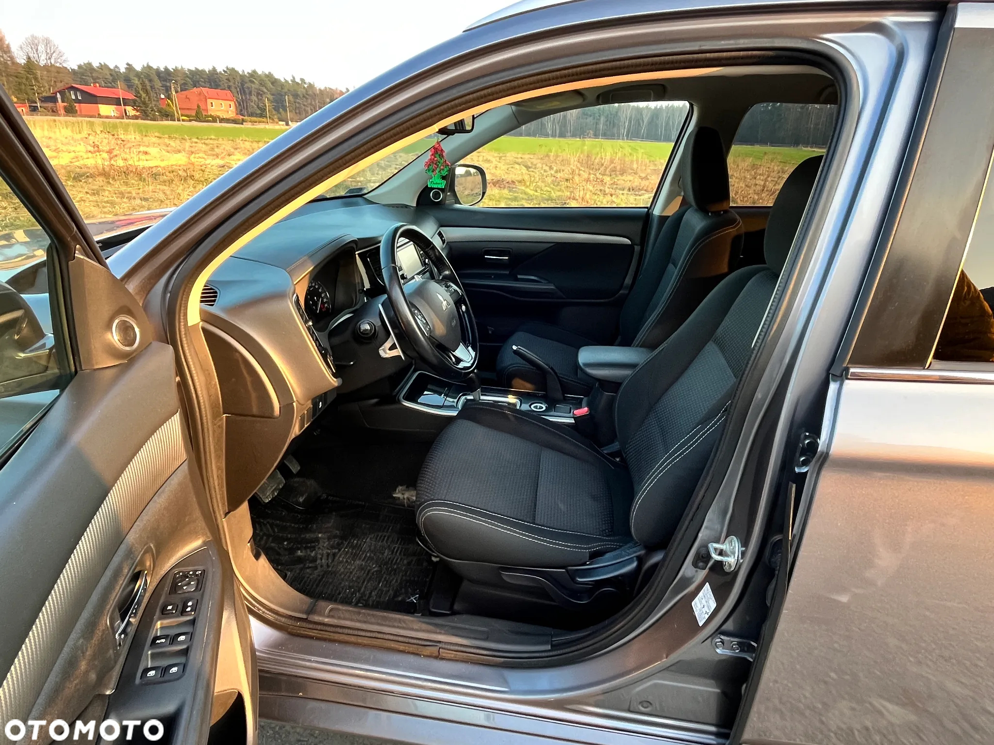 Mitsubishi Outlander 2.0 Intense Comfort 4WD CVT - 6