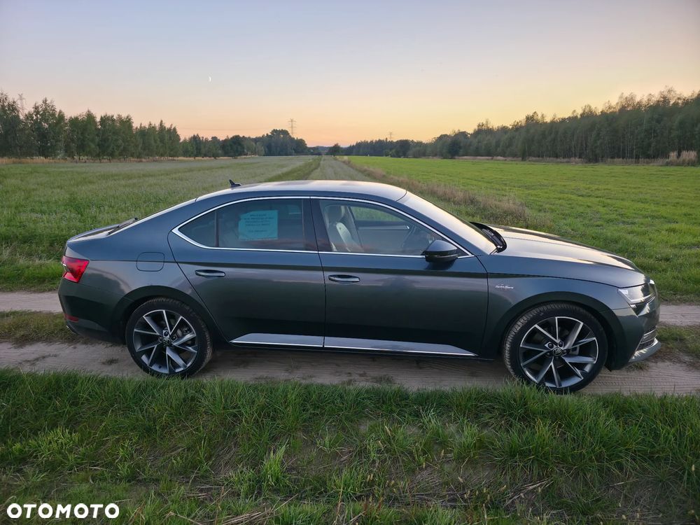 Skoda Superb 2.0 TDI SCR L&K DSG - 11