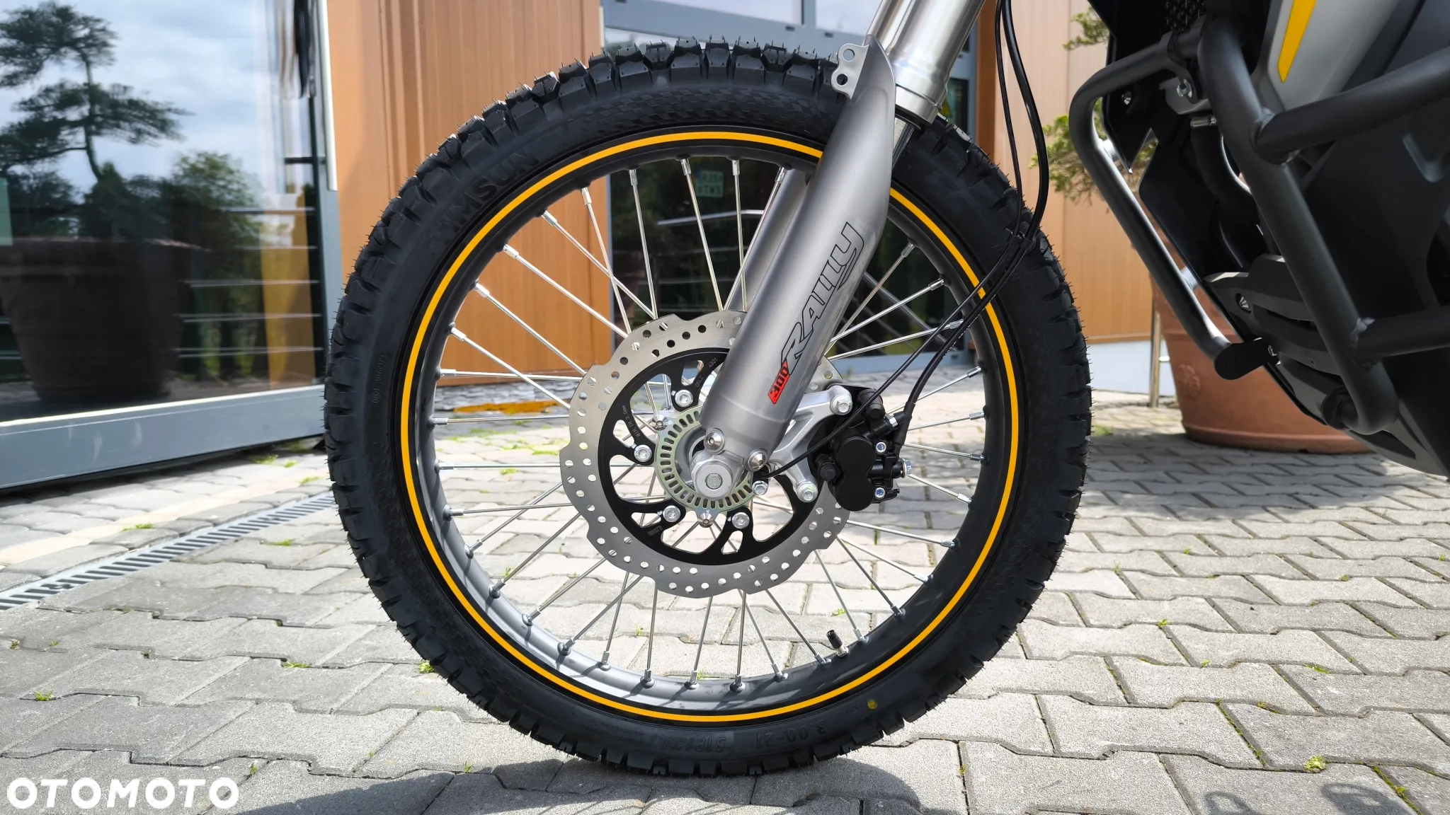 VOGE 300GY RALLY - 23