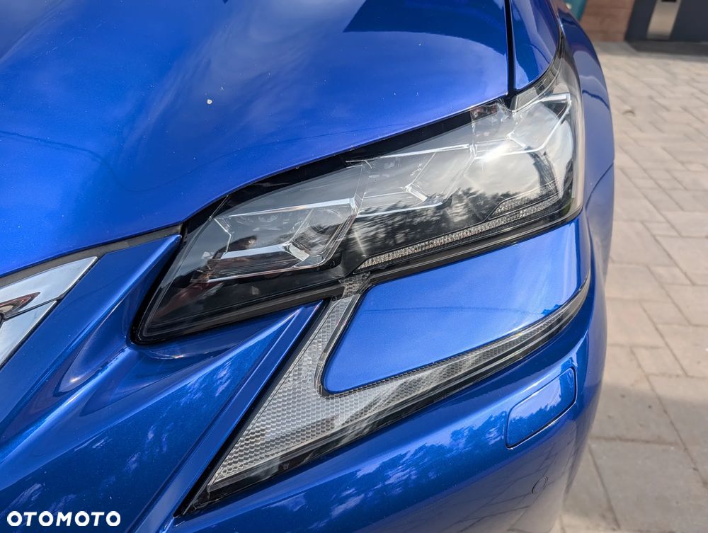 Lexus GS 200t / 300 F Sport - 9