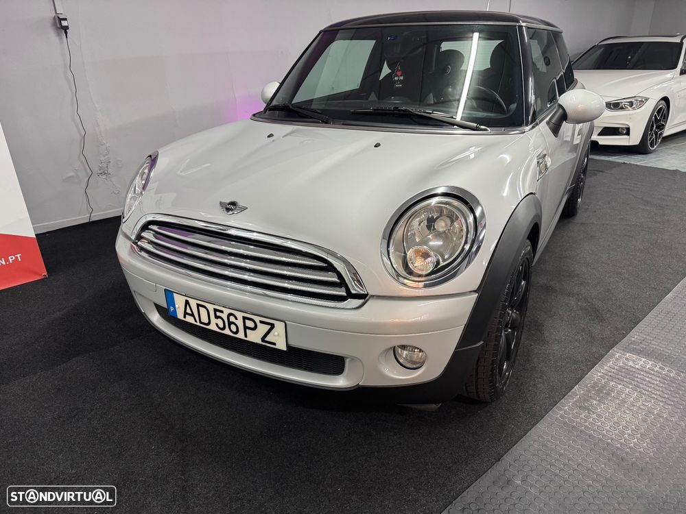 MINI 3 Portas Cooper D - 4