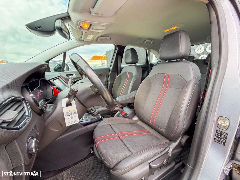 Opel Crossland 1.5 D GS Line - 12