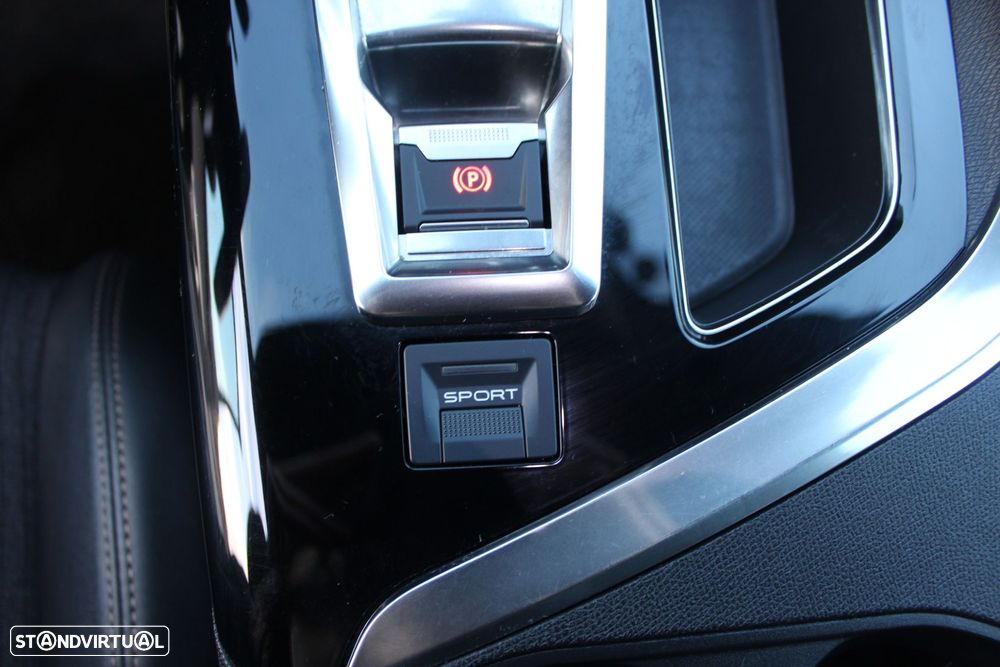 Peugeot 3008 1.5 BlueHDi GT Line EAT8 - 16