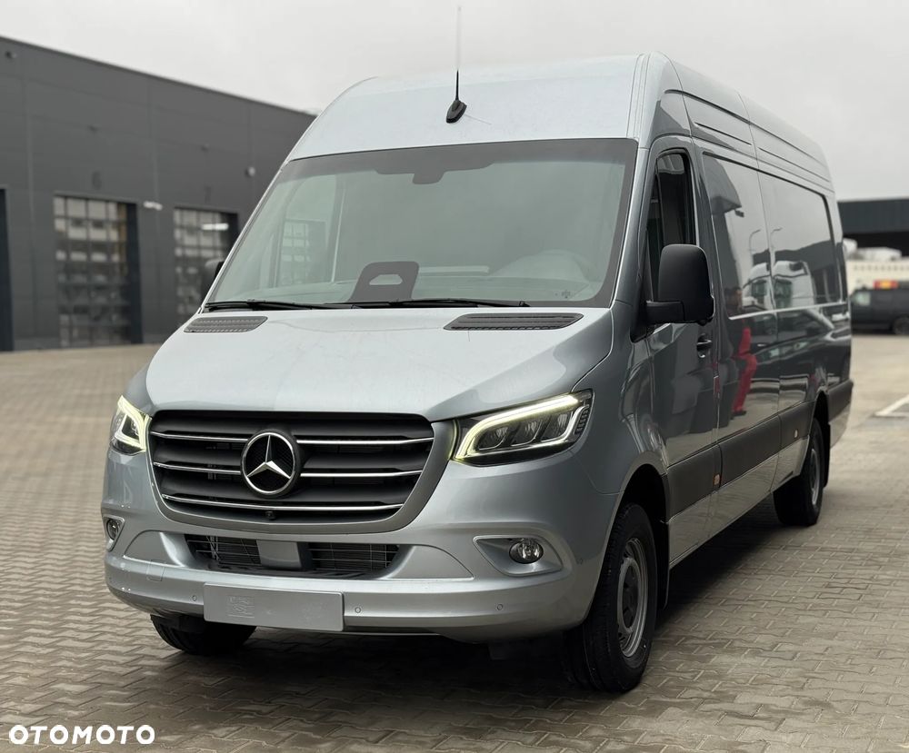 Mercedes-Benz Sprinter - 38