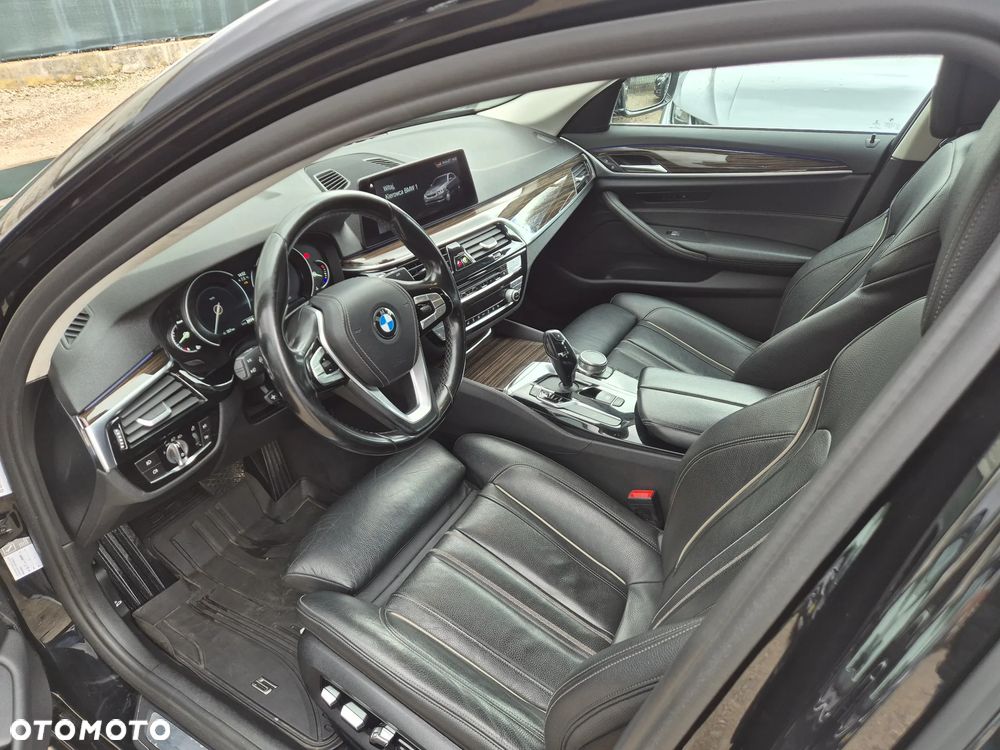 BMW Seria 5 518d Luxury Line sport - 20