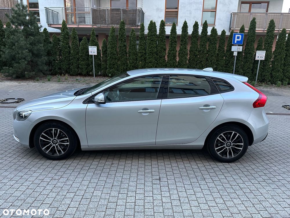 Volvo V40 - 14