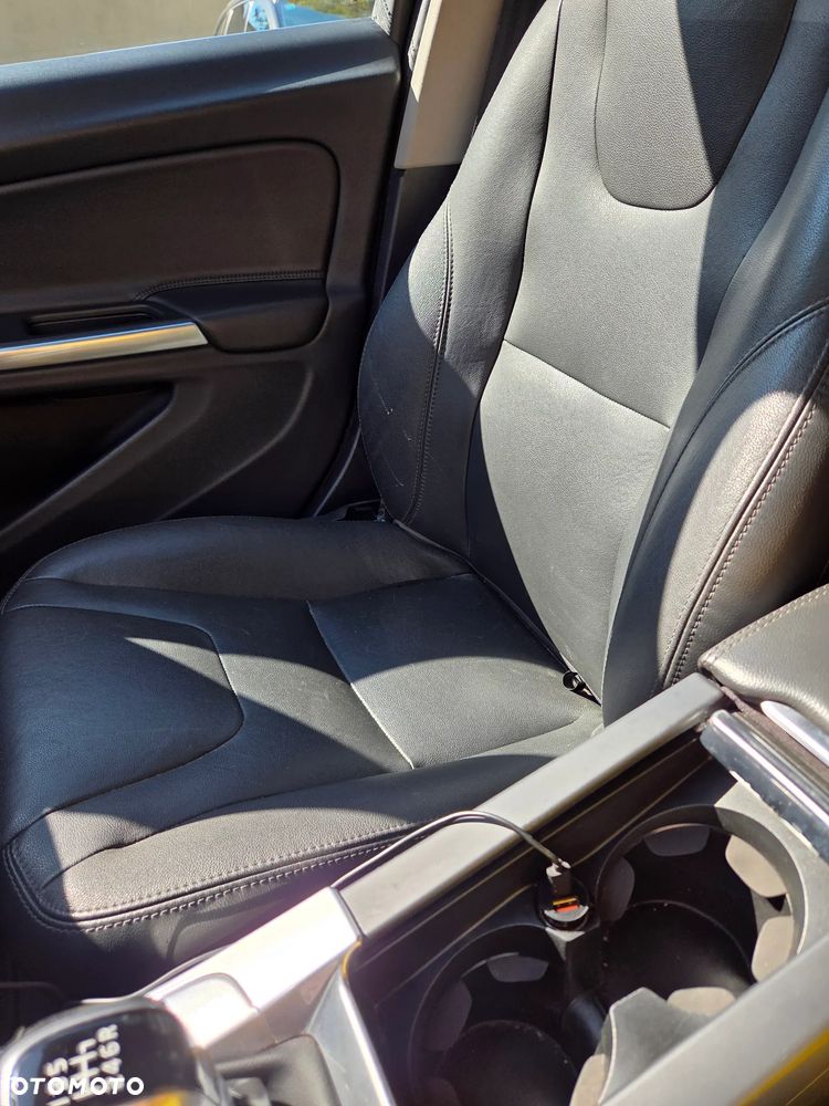 Volvo V60 D2 Drive-E Kinetic - 16