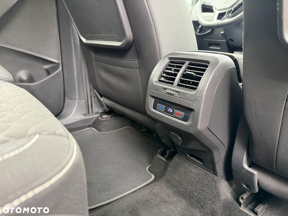 Volkswagen Touran 1.5 TSI ACT OPF DSG Comfortline - 31