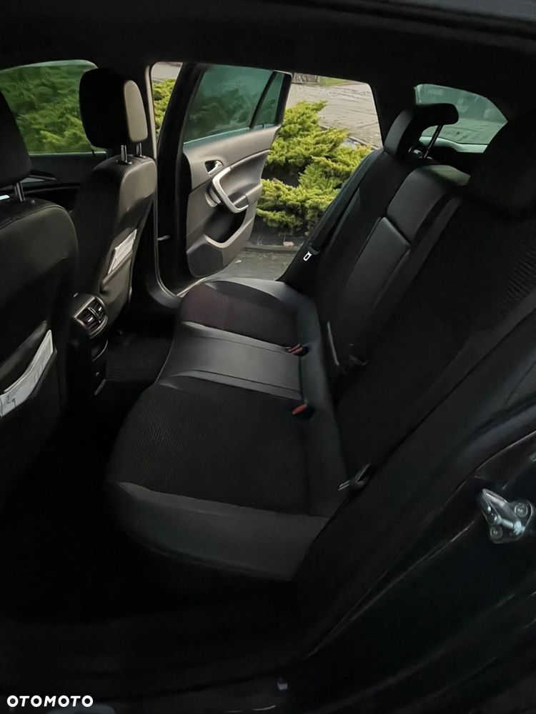 Opel Insignia - 13