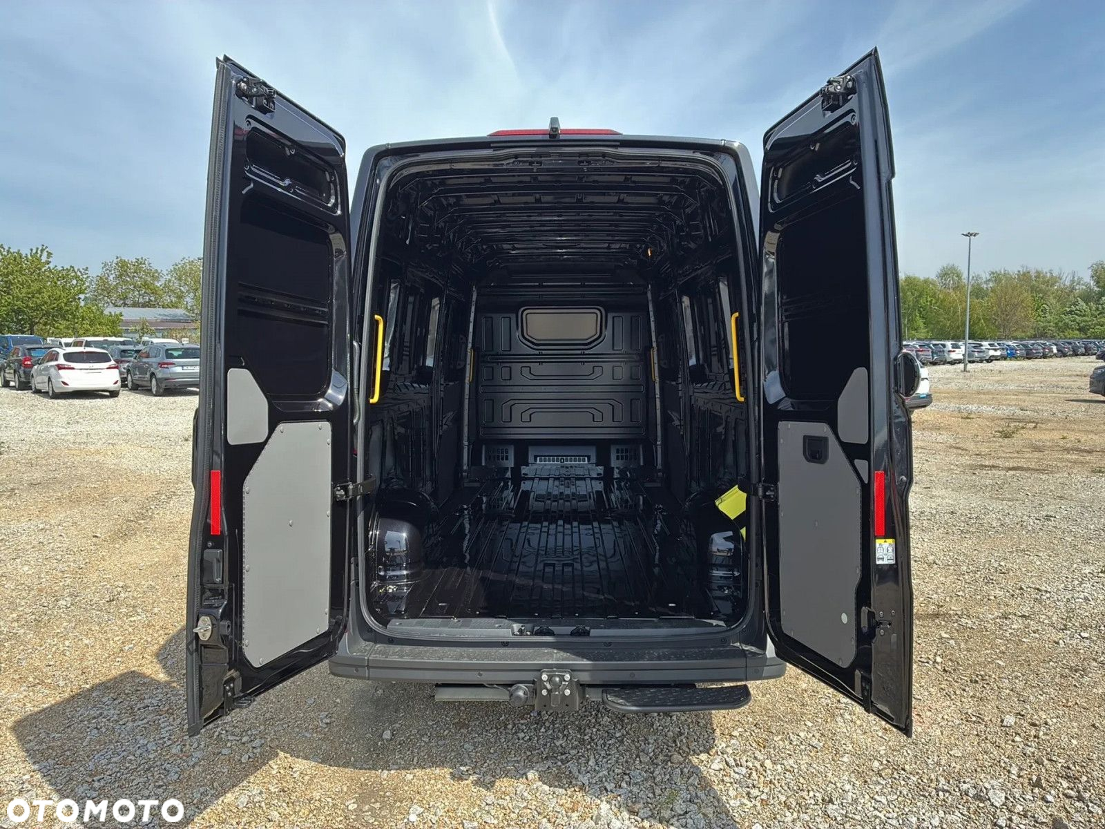 Volkswagen Crafter 35 Furgon AUTOMAT/L4H3, 2.0BiTDI 177KM, 4490mm, Wysoki dach, r.o. 4490 - 11