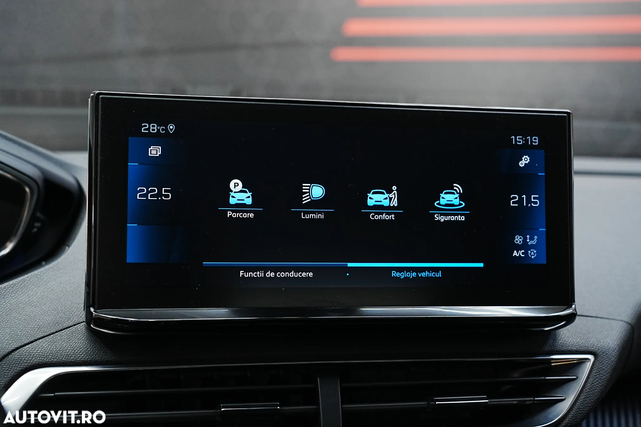 Peugeot 3008 BlueHDi 130 Stop & Start EAT8 Active Business-Paket - 24