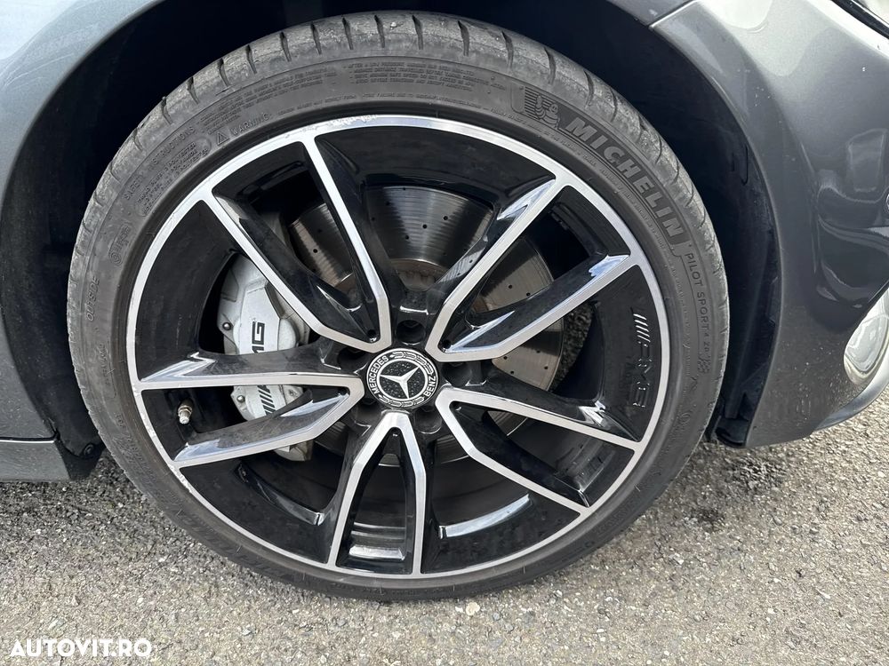 Mercedes-Benz C - 26