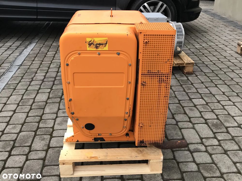SILNIK HATZ 2L41C 11788 zł netto - 6