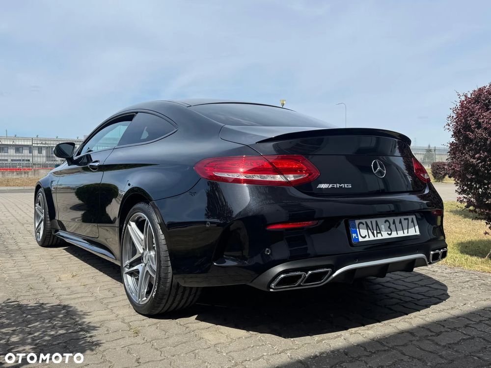 Mercedes-Benz Klasa C AMG 63 - 3
