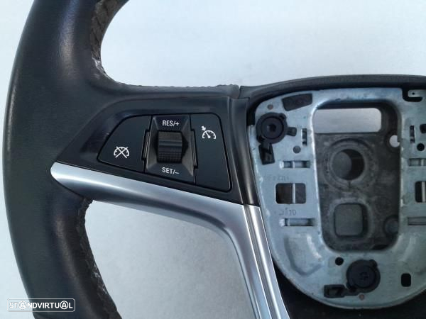 Volante Opel Astra J Sports Tourer (P10) - 3