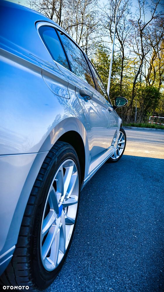 Volkswagen Passat 2.0 TDI BMT Comfortline DSG - 10