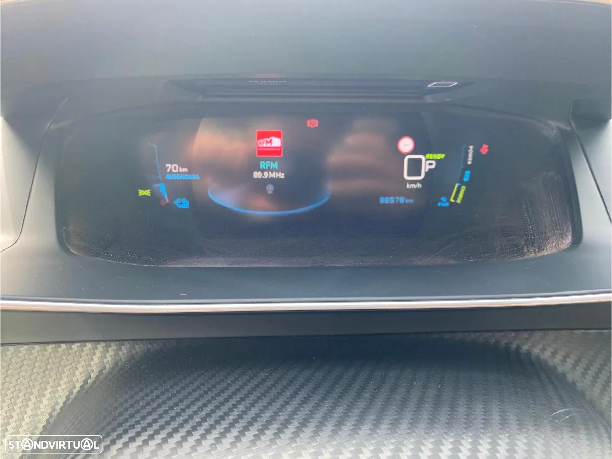 Peugeot e-2008 50 kWh GT Pack - 52